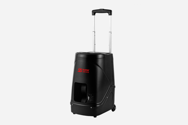 Intelligent squash training equipment
